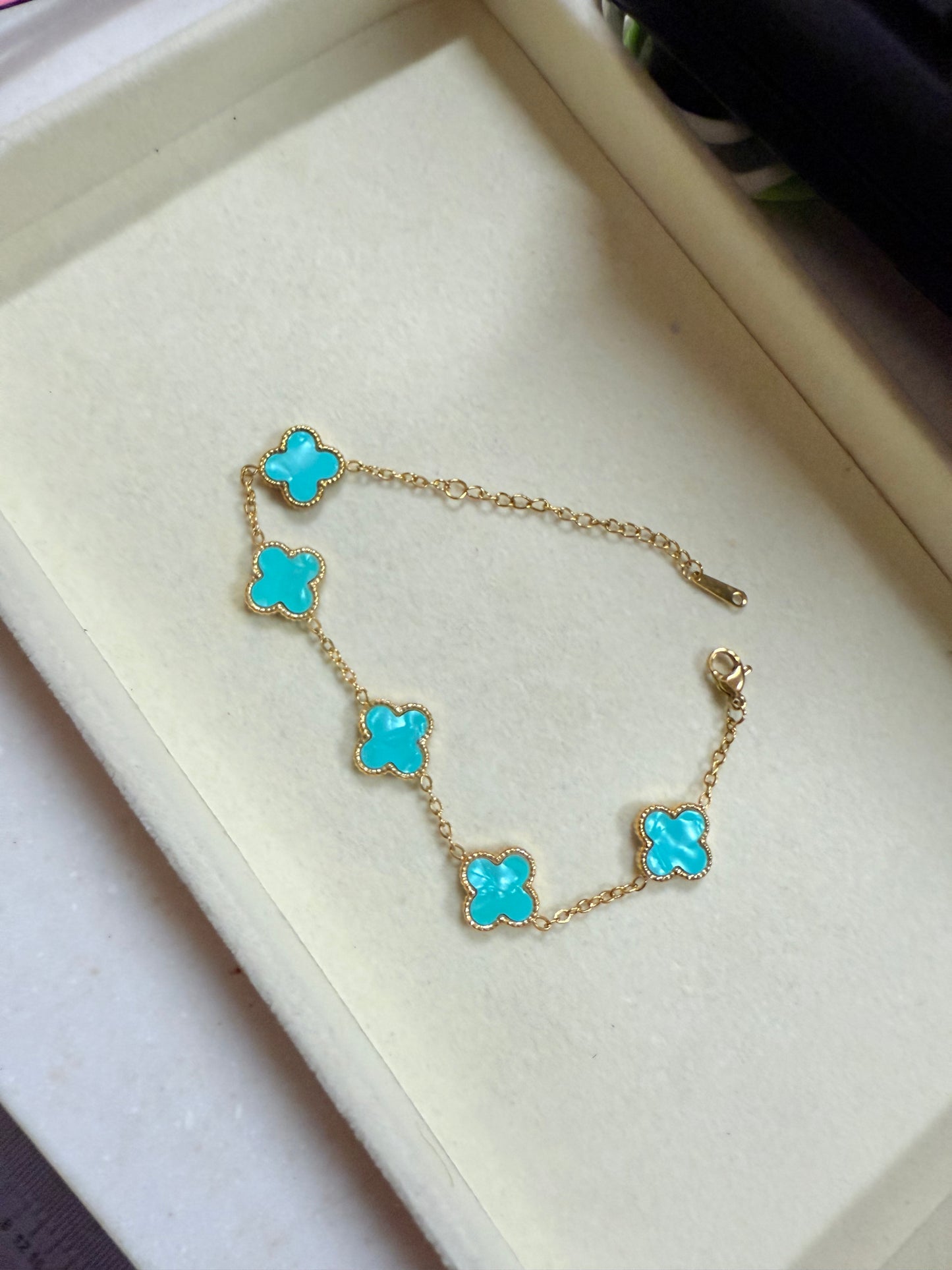 Metallic Clover Bracelet