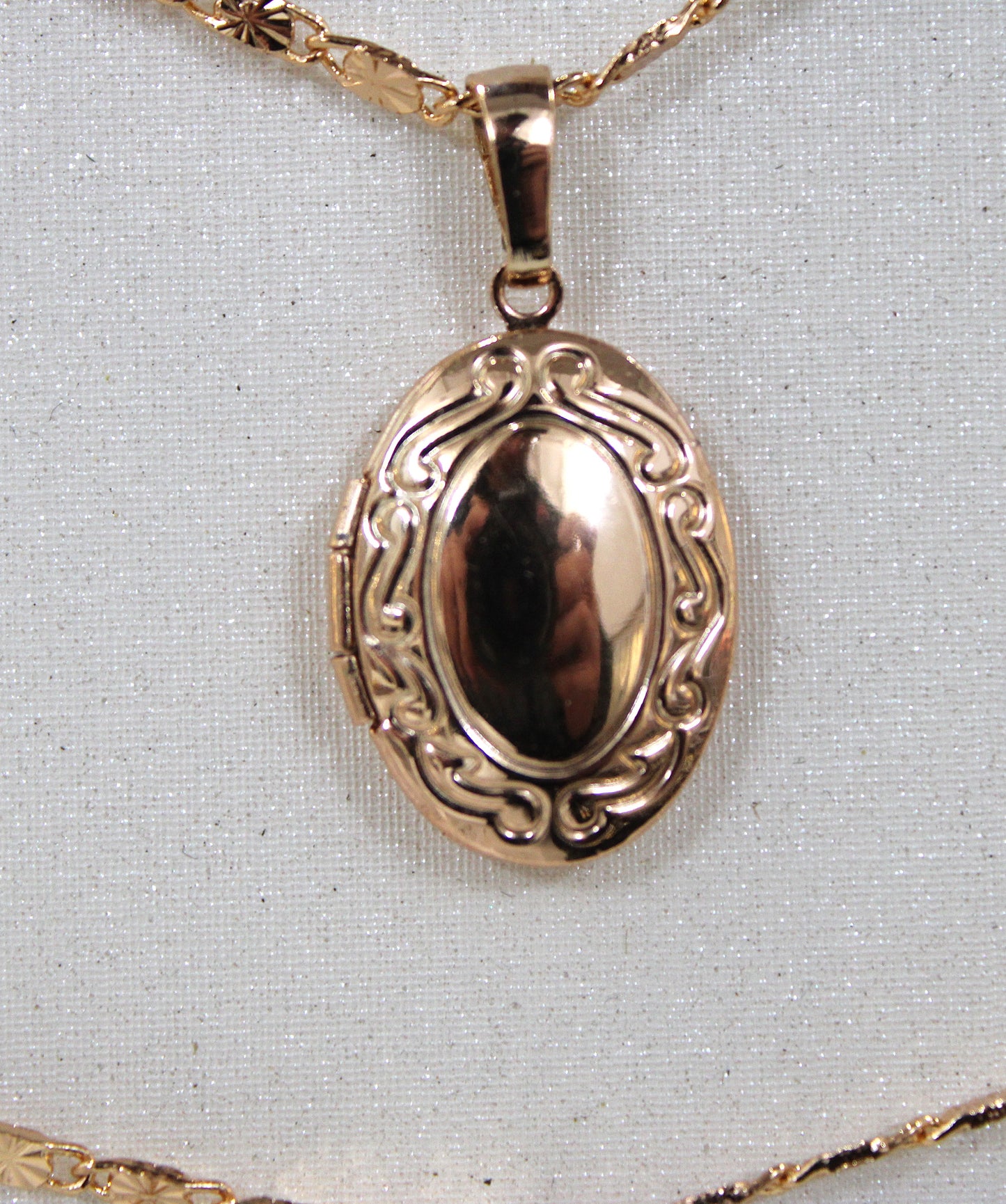 Oval Locket with Frame