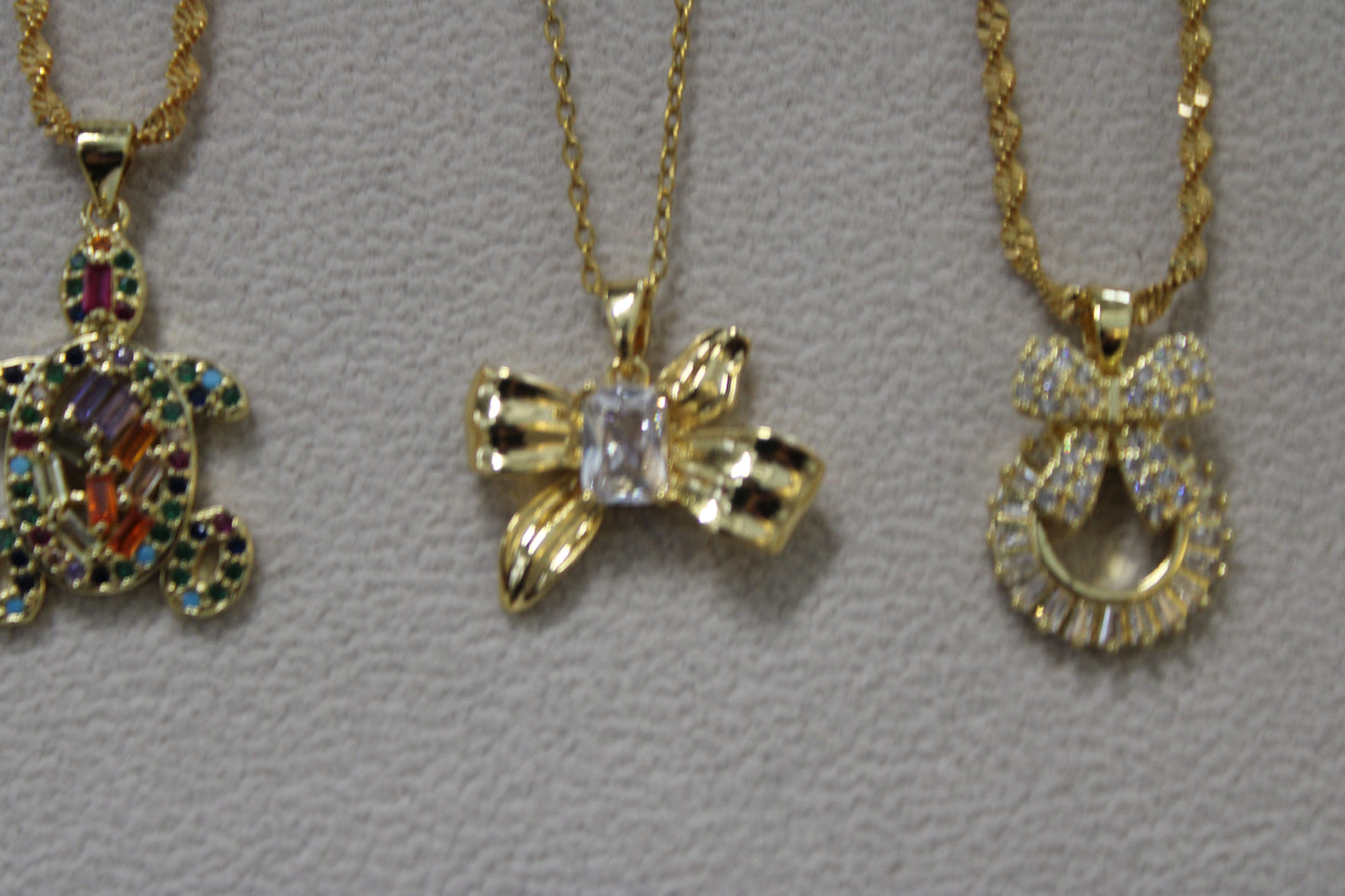 Bow Crystal Necklace
