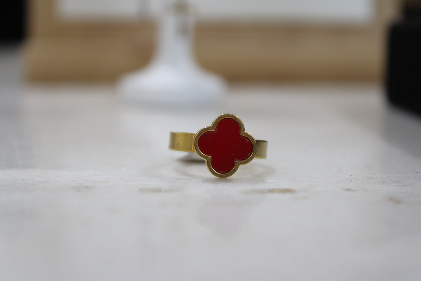 Clover Ring